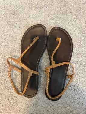 Aeropostale Brown Footbed Tan Braided Strap Sandals